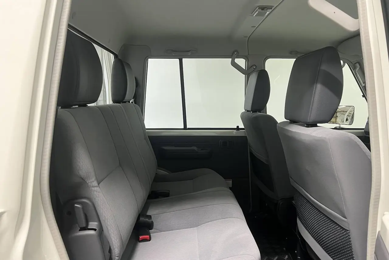 2024 Toyota Landcruiser Gallery Image 11