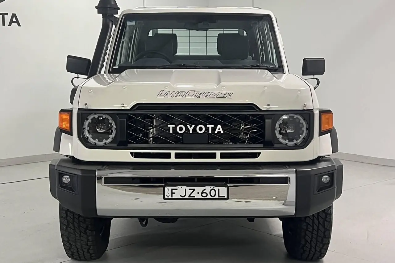 2024 Toyota Landcruiser Gallery Image 3