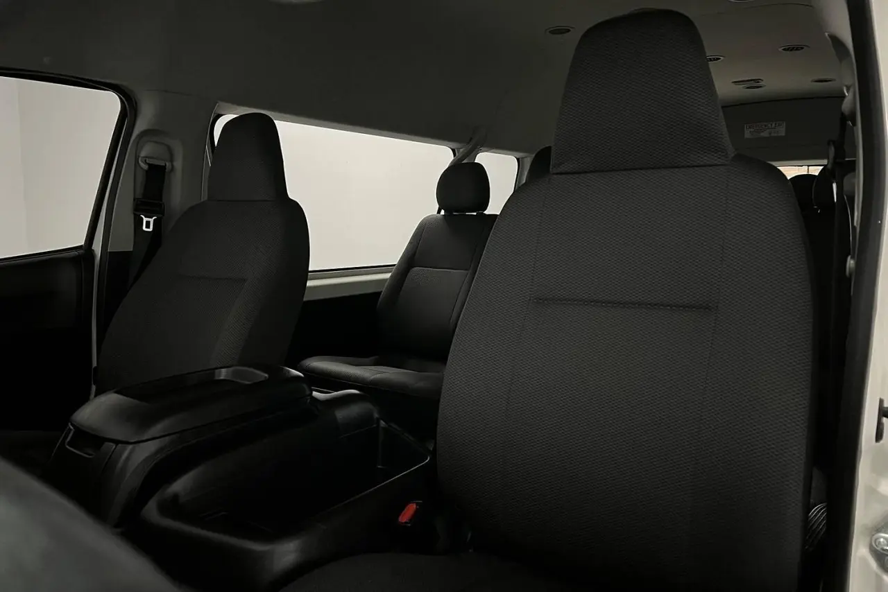 2019 Toyota Hiace Gallery Image 15