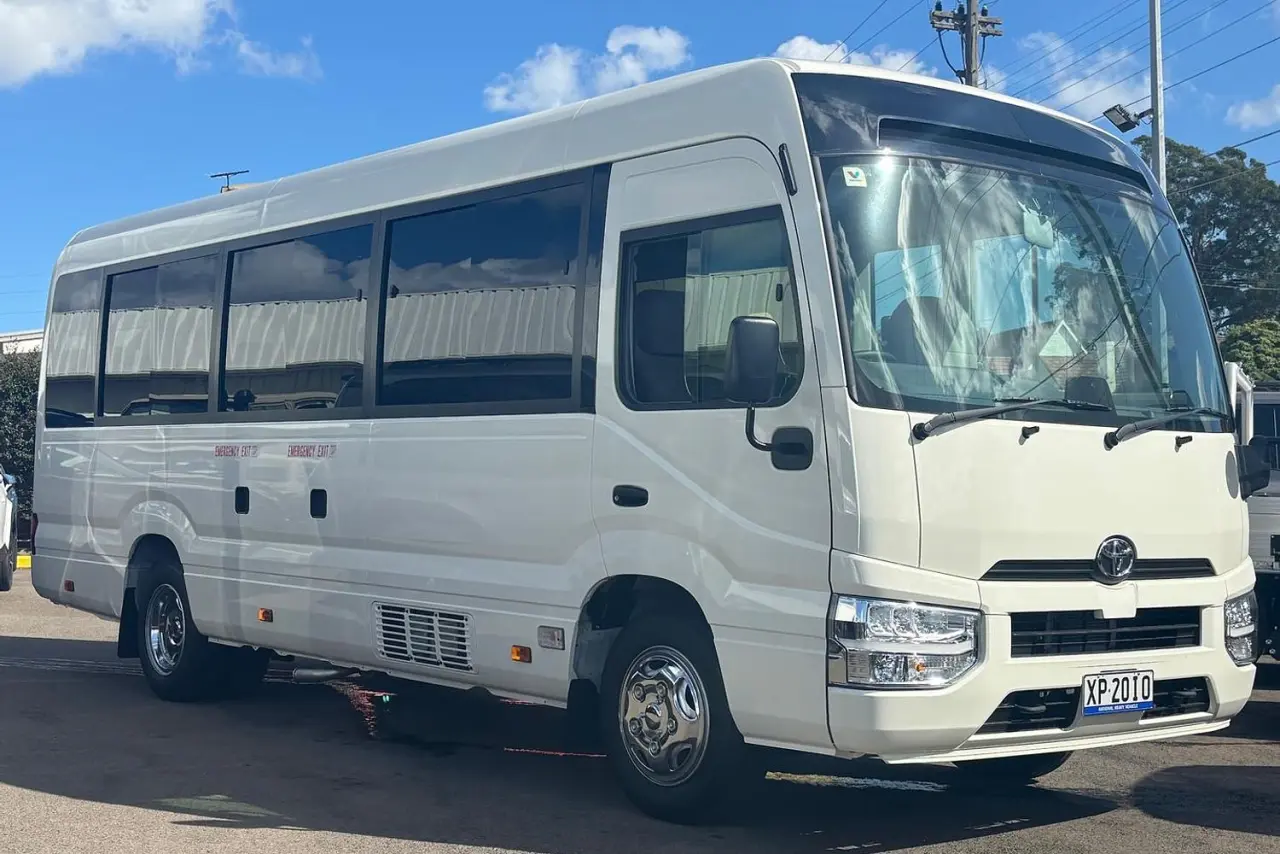 2025 Toyota Coaster Gallery Image 1