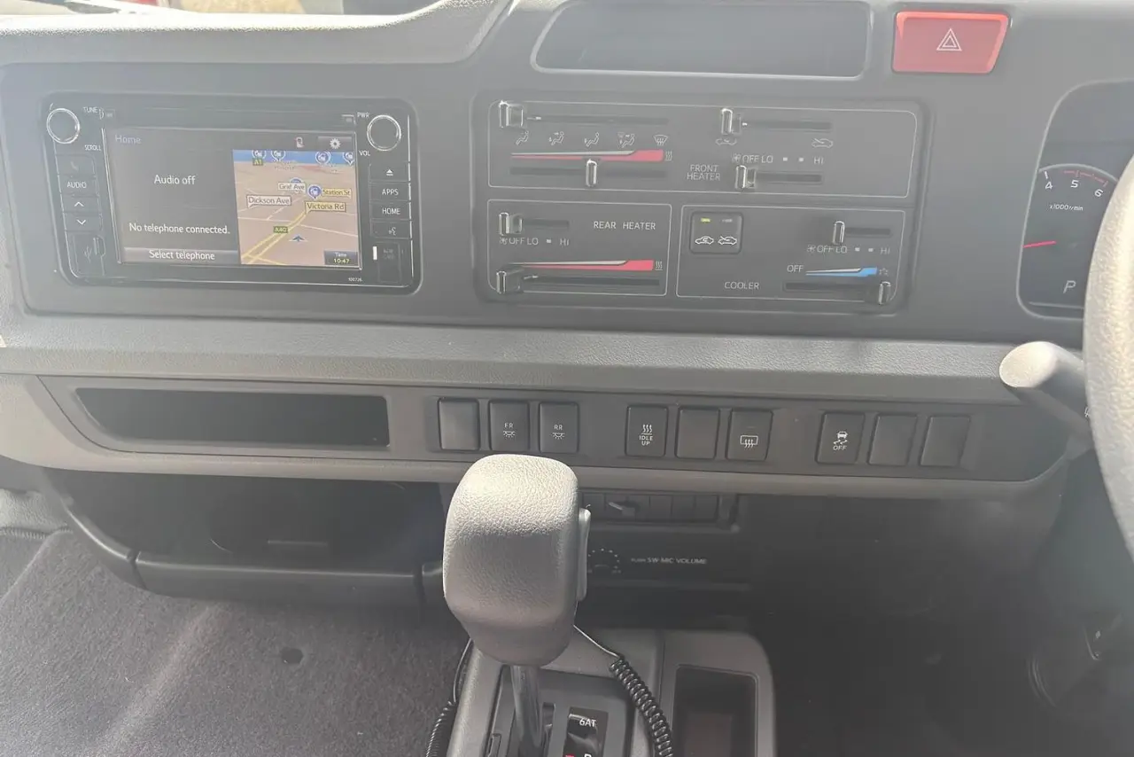 2025 Toyota Coaster Gallery Image 20