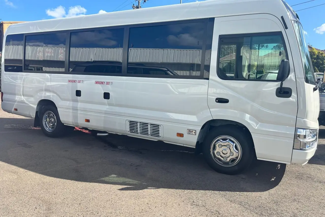 2025 Toyota Coaster Gallery Image 3