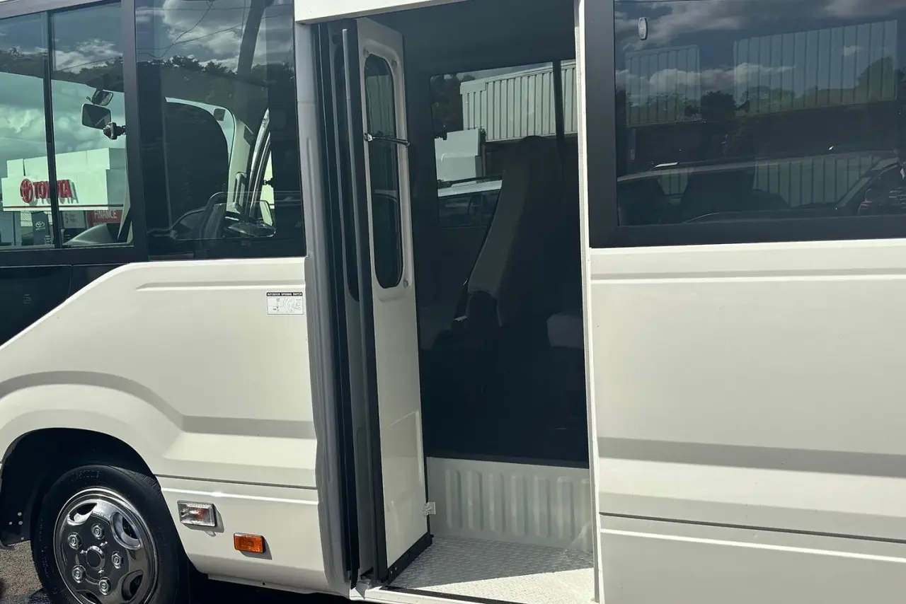 2025 Toyota Coaster Gallery Image 8