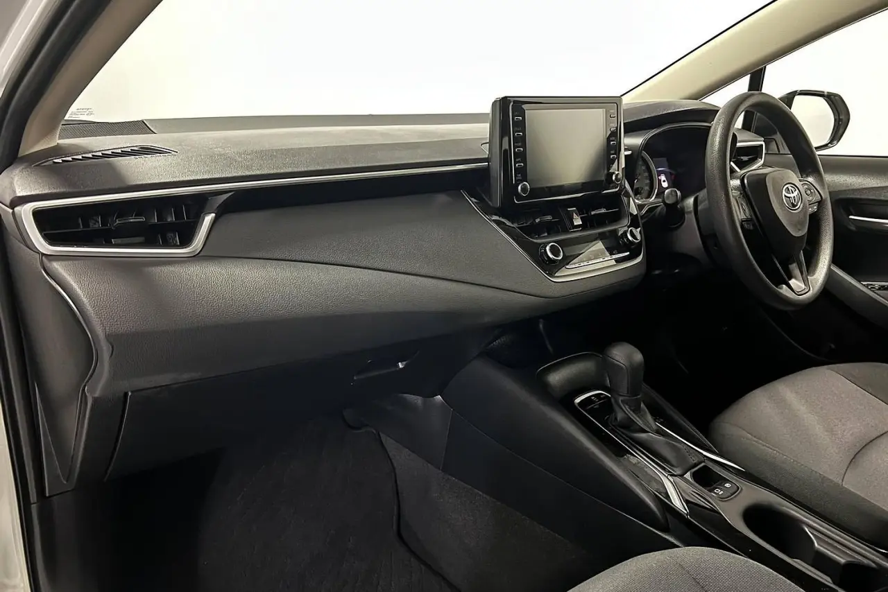 2020 Toyota Corolla Gallery Image 14