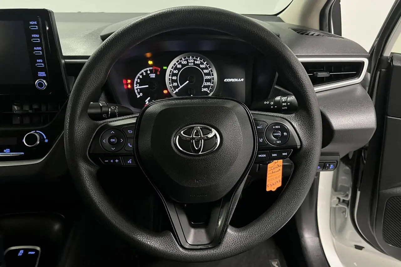 2020 Toyota Corolla Gallery Image 16