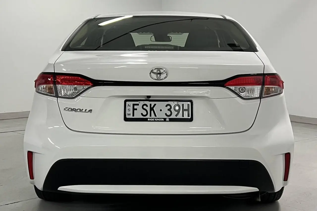 2020 Toyota Corolla Gallery Image 7