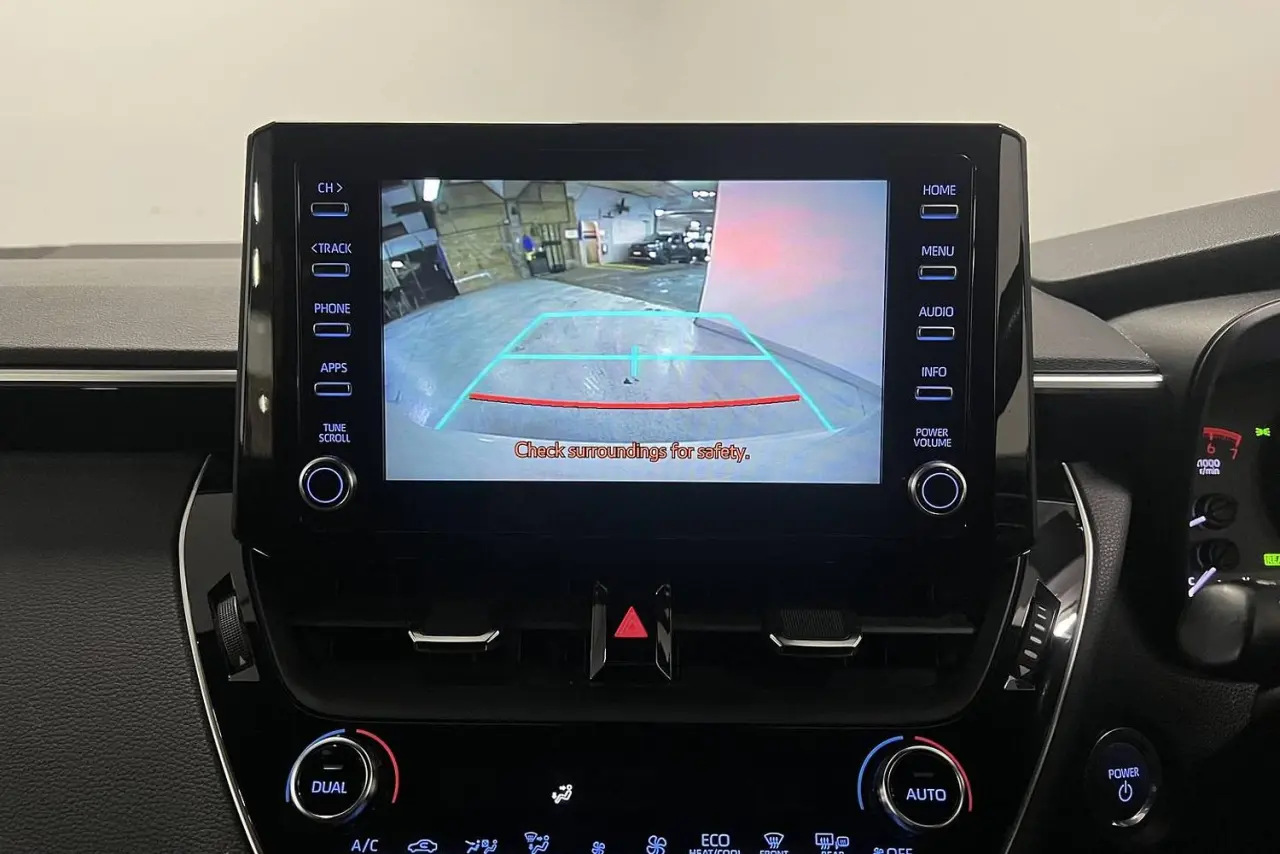 2020 Toyota Corolla Gallery Image 17