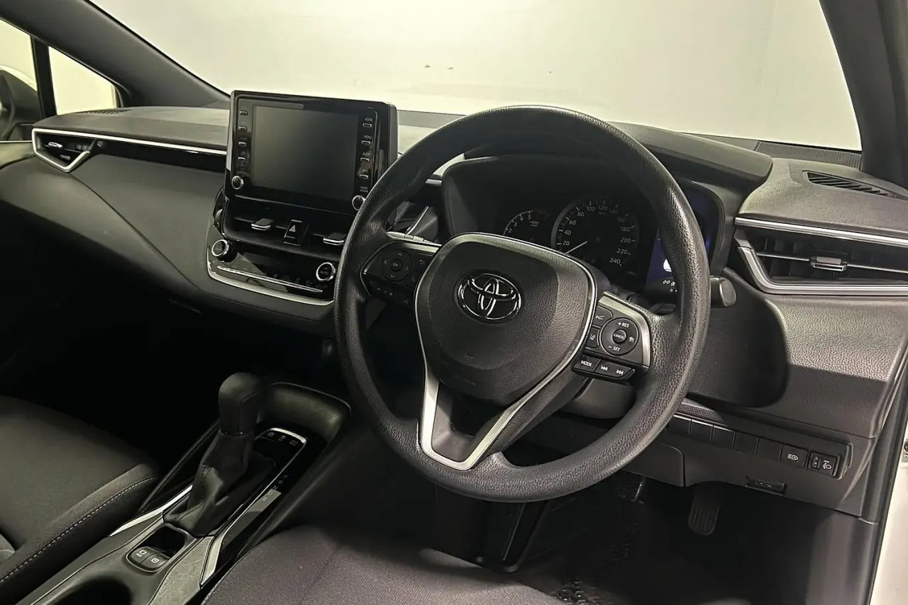 2020 Toyota Corolla Gallery Image 9