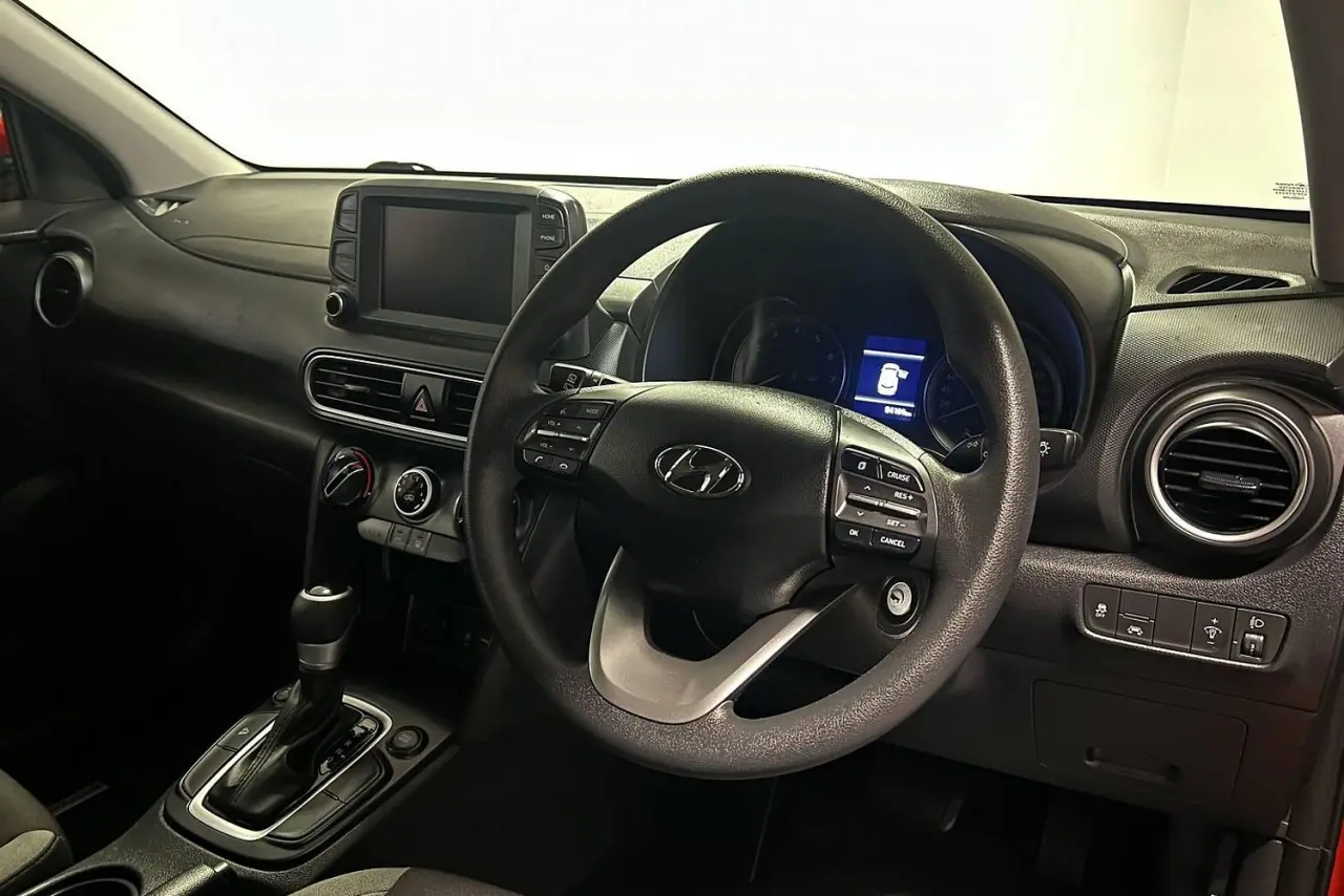 2020 Hyundai Kona Gallery Image 10