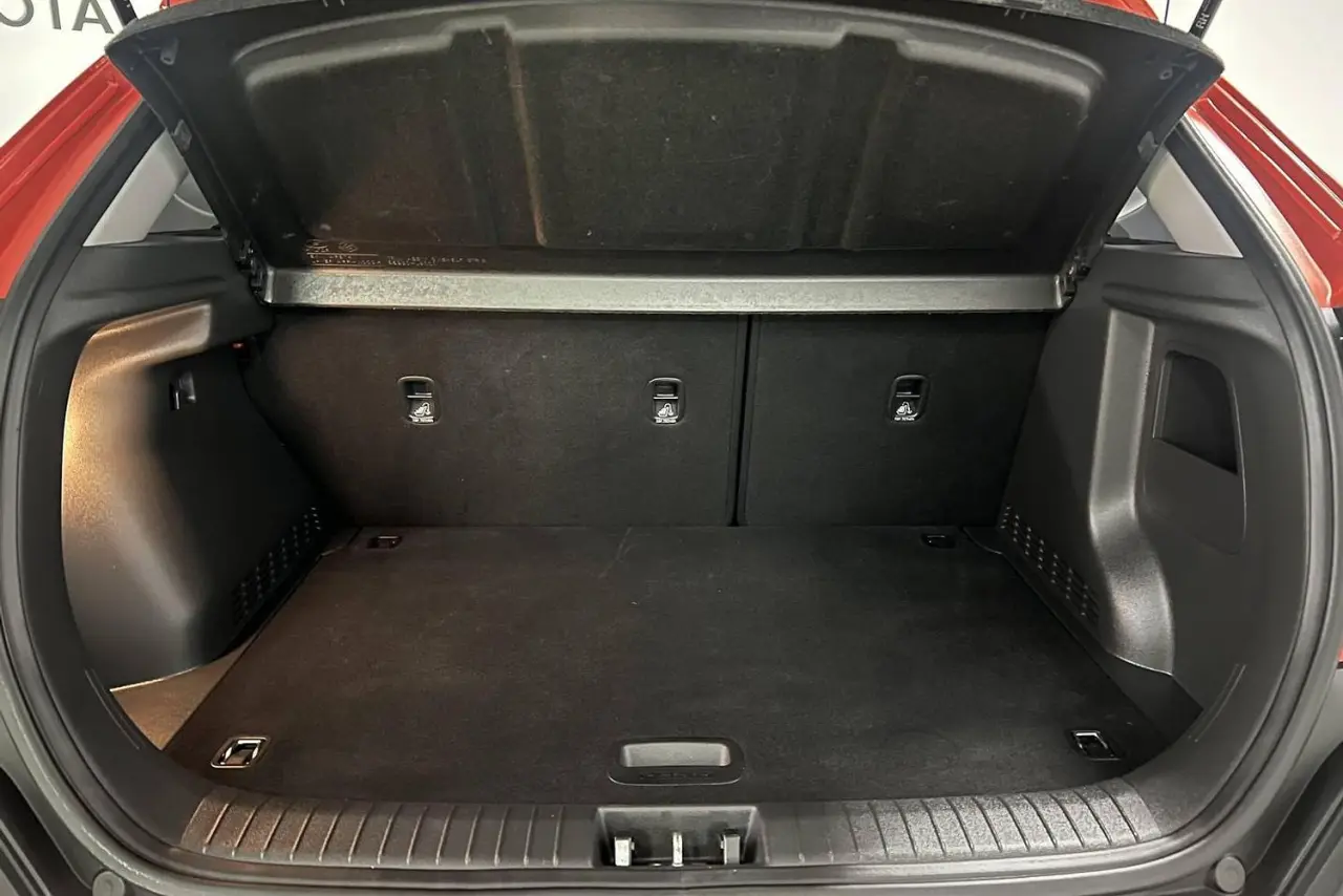 2020 Hyundai Kona Gallery Image 12