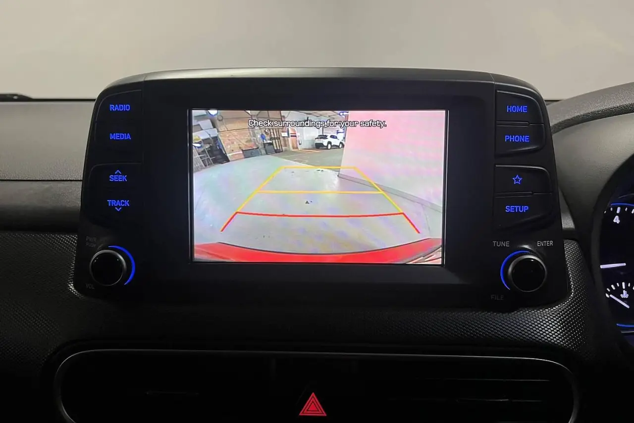 2020 Hyundai Kona Gallery Image 18