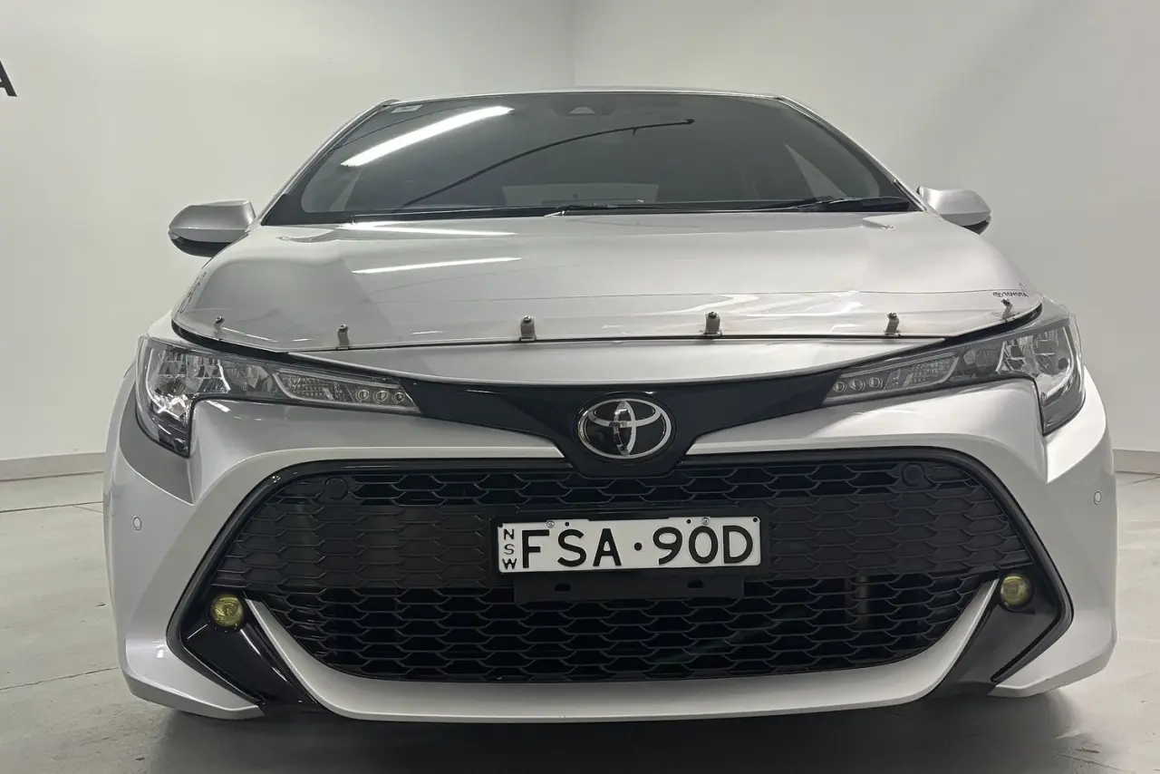 2020 Toyota Corolla Gallery Image 3