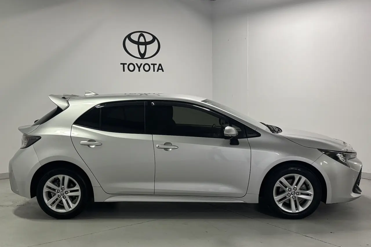 2020 Toyota Corolla Gallery Image 4