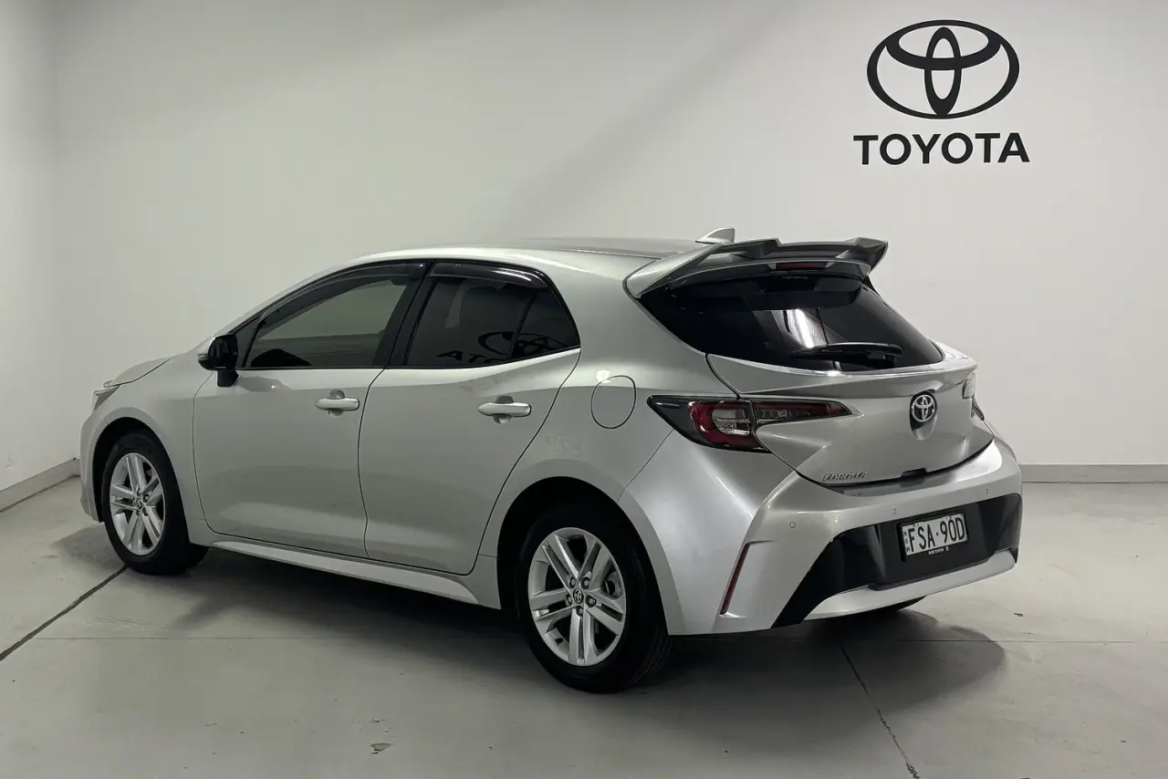 2020 Toyota Corolla Gallery Image 8