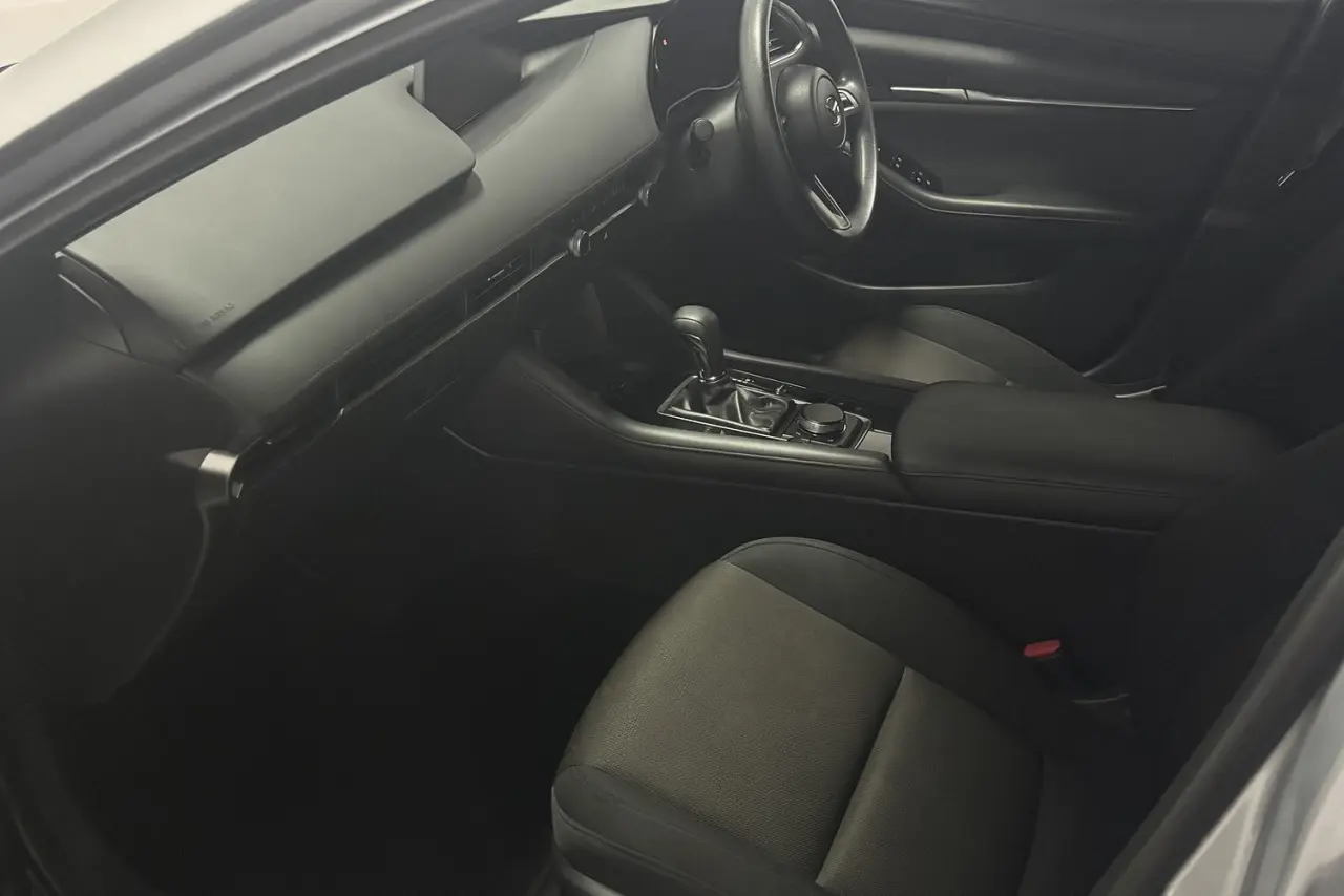 2020 Mazda 3 Gallery Image 14