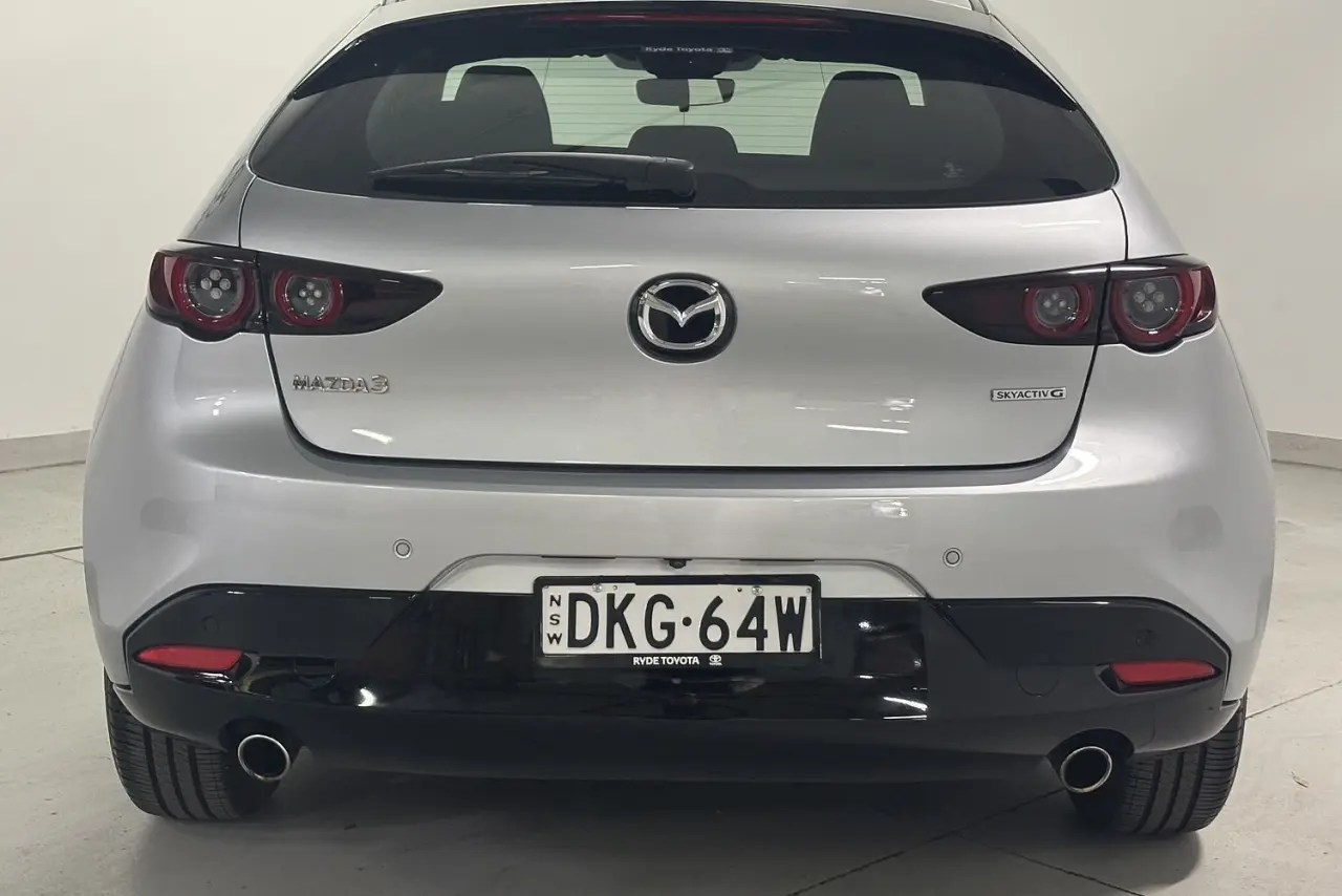 2020 Mazda 3 Gallery Image 7