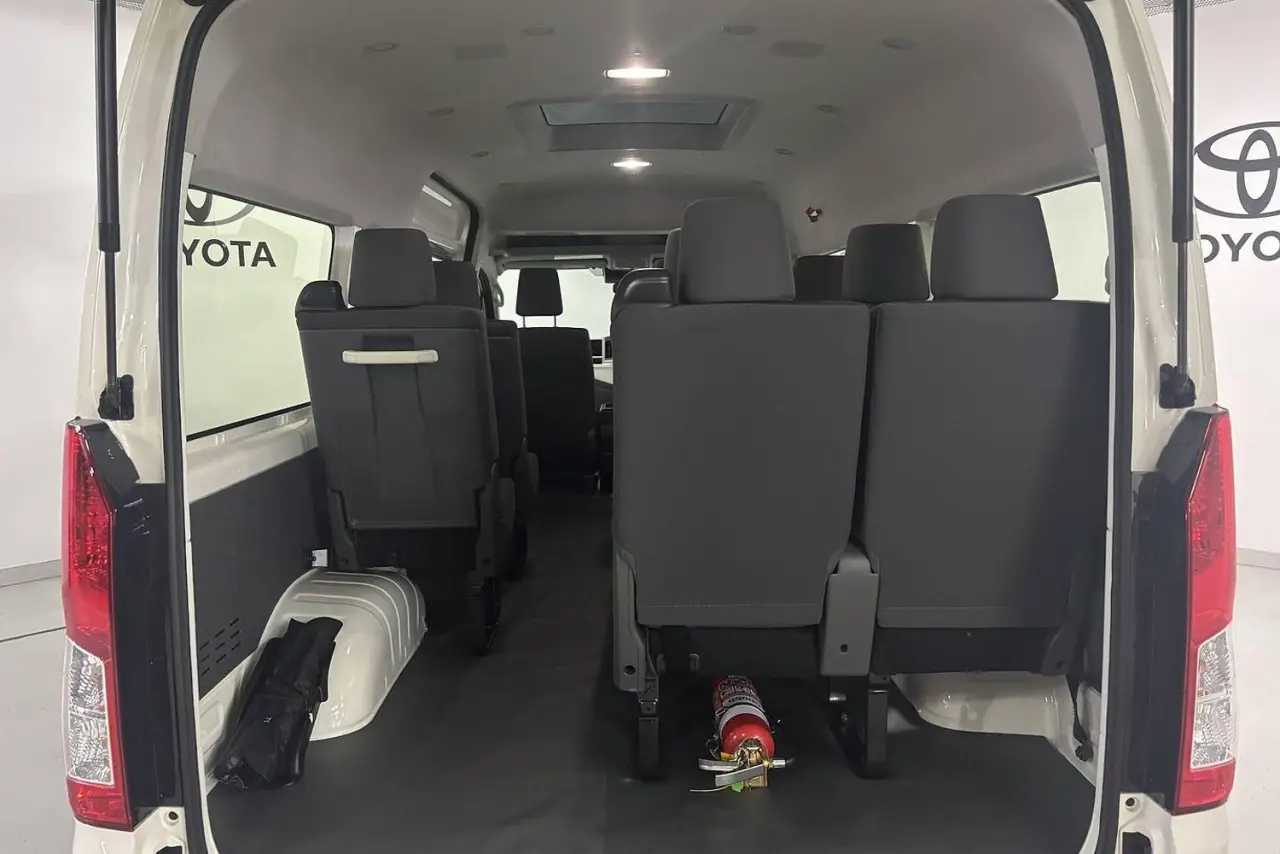 2025 Toyota Hiace Gallery Image 11