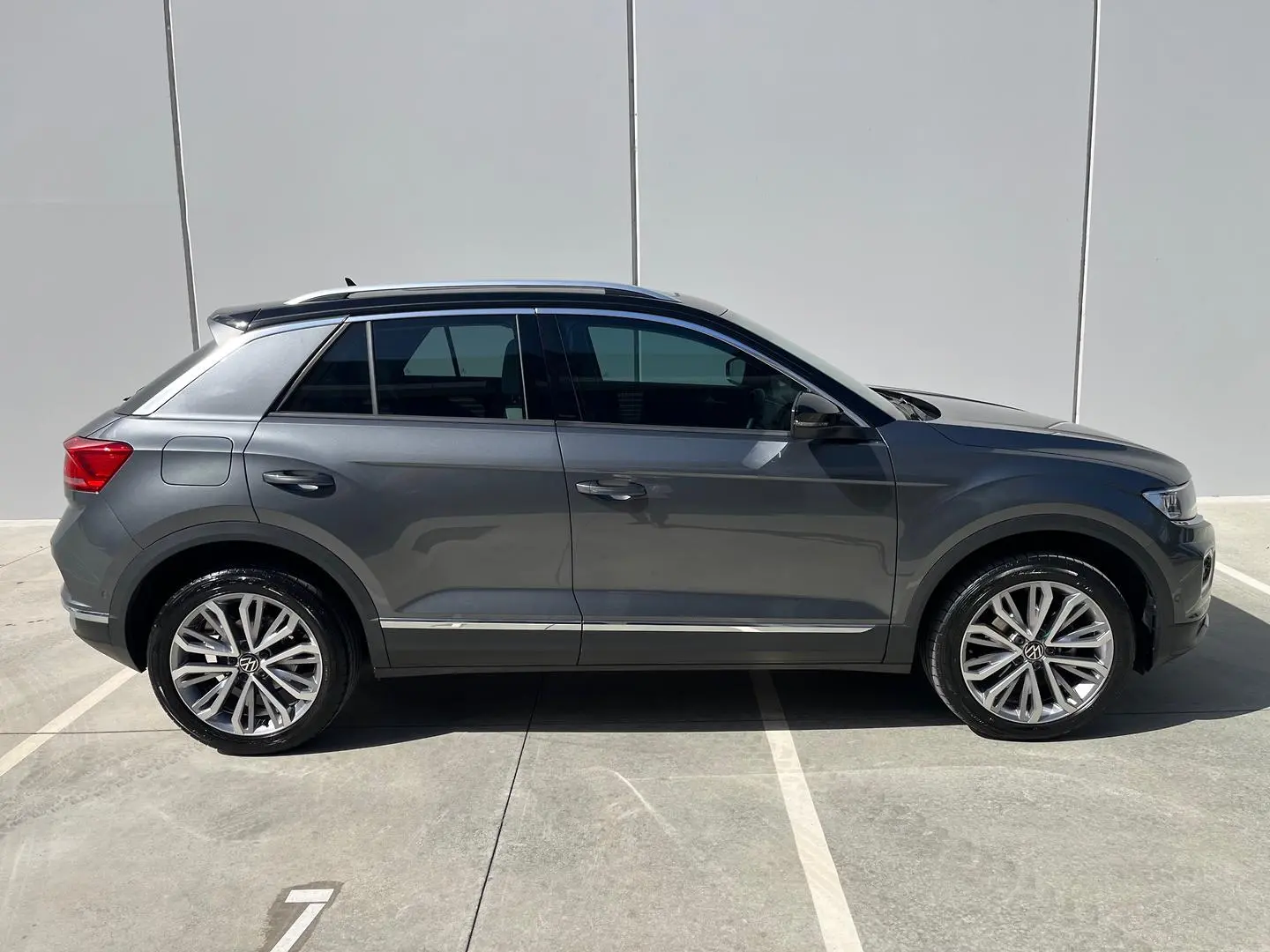 2022 Volkswagen T-Roc Gallery Image 13