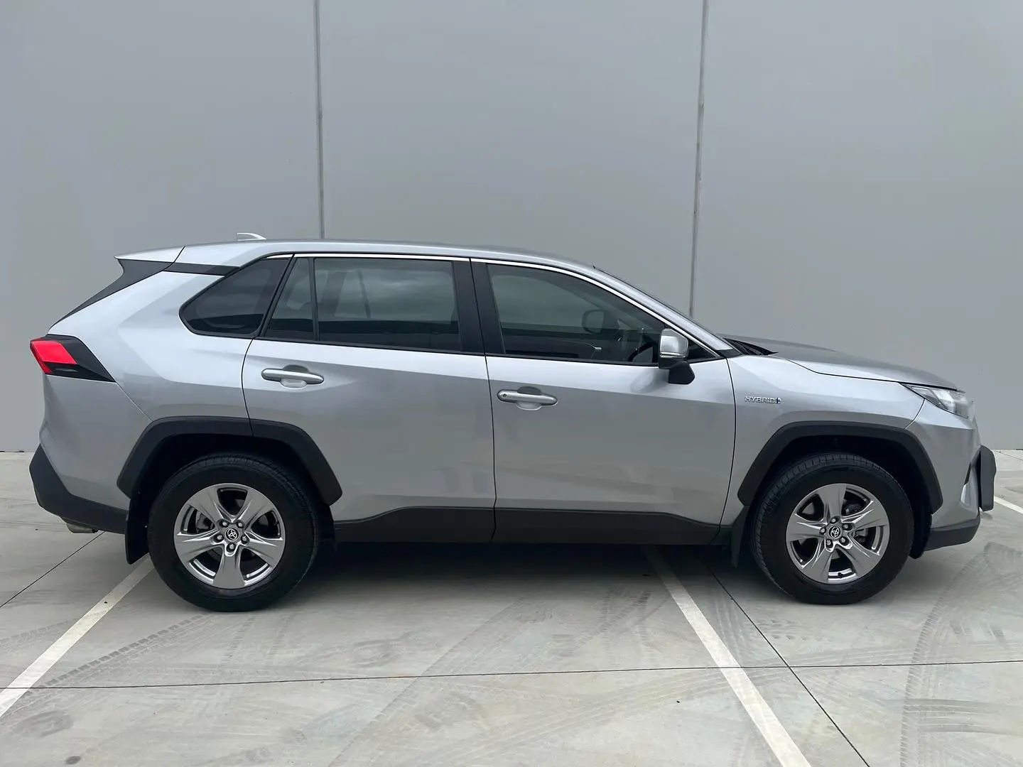 2023 Toyota RAV4 Gallery Image 15