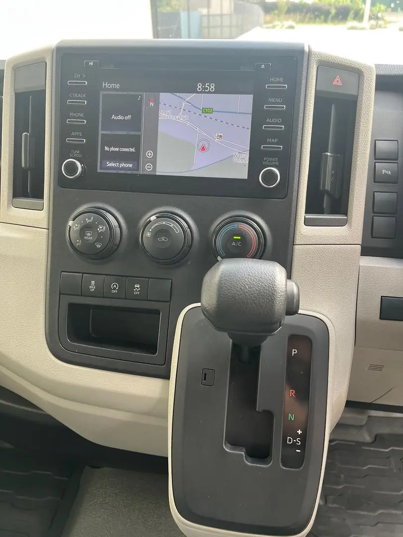 2019 Toyota Hiace Gallery Image 16