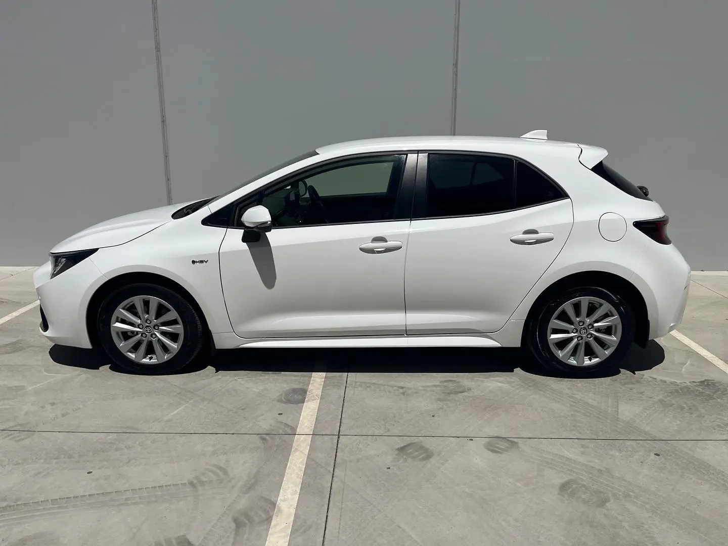 2025 Toyota Corolla Gallery Image 4