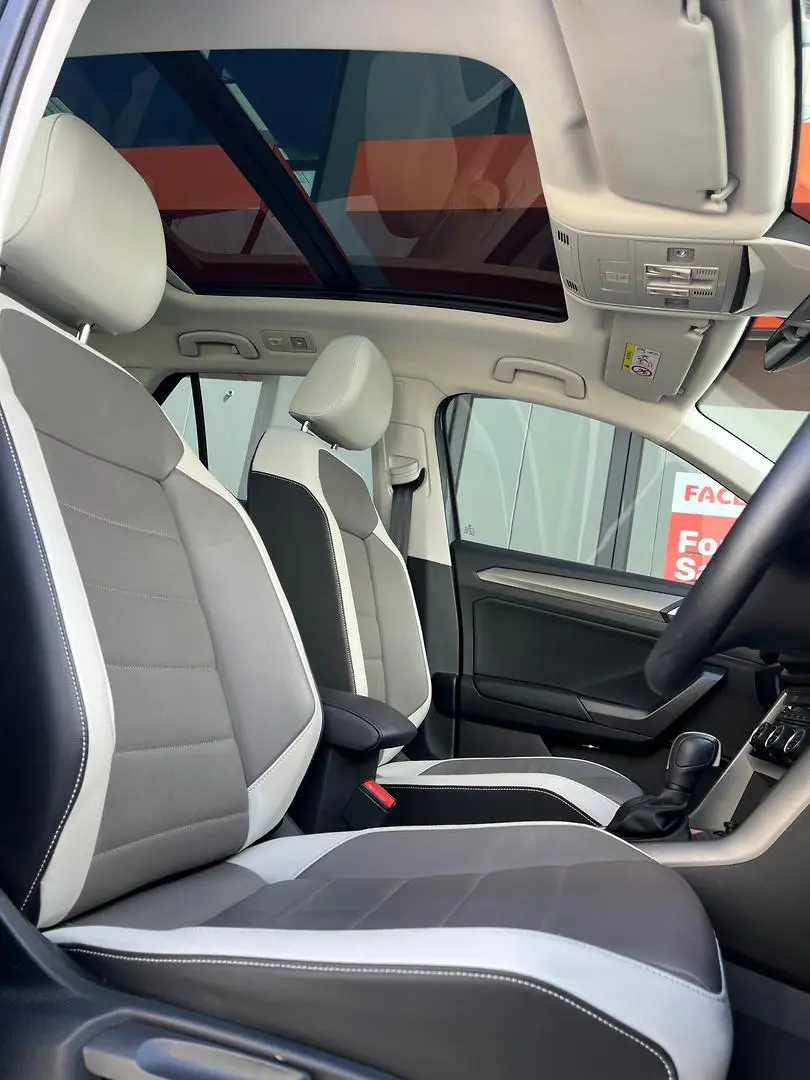 2022 Volkswagen T-Roc Gallery Image 16