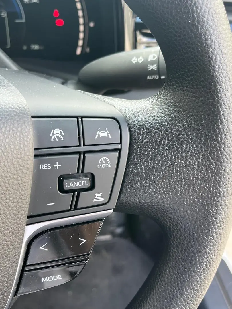 2025 Toyota Camry Gallery Image 24