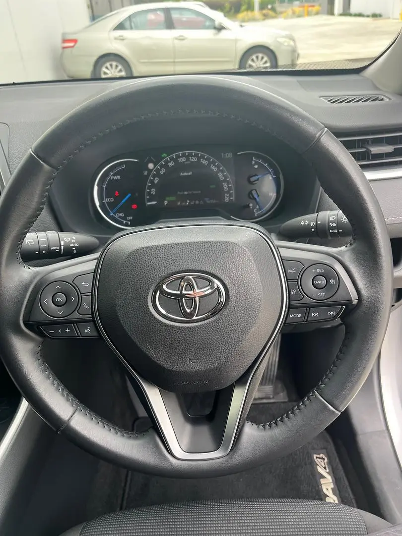 2023 Toyota RAV4 Gallery Image 22