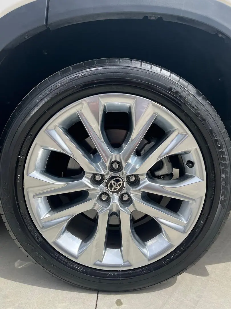 2021 Toyota Kluger Gallery Image 5
