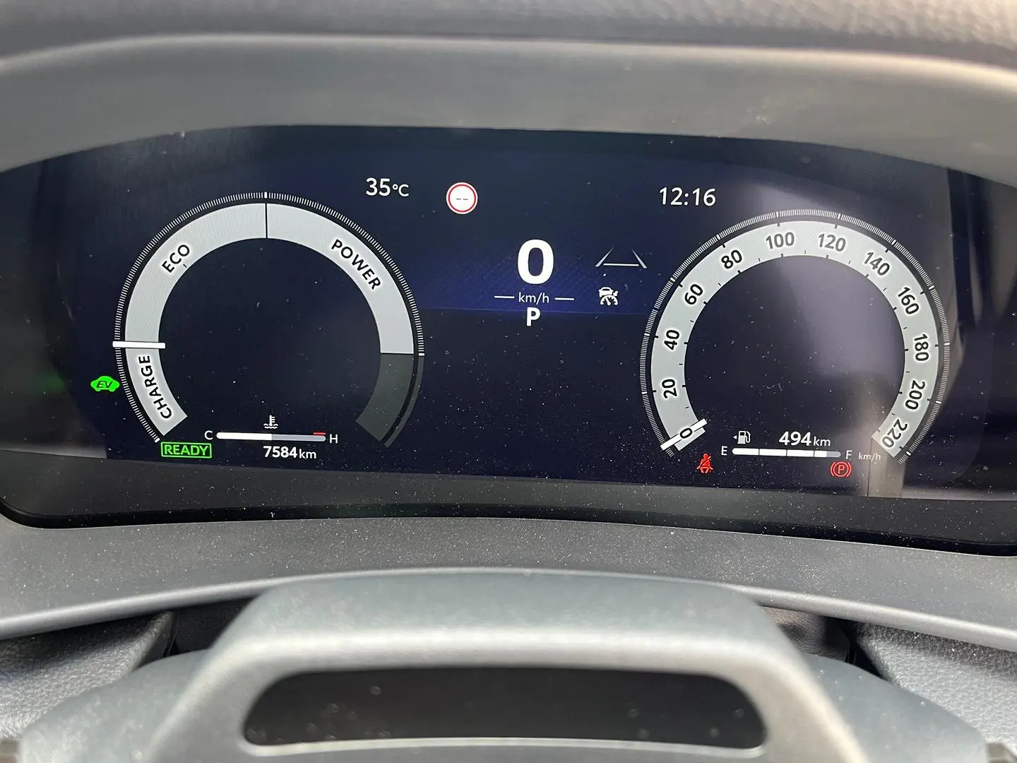 2025 Toyota C-HR Gallery Image 24