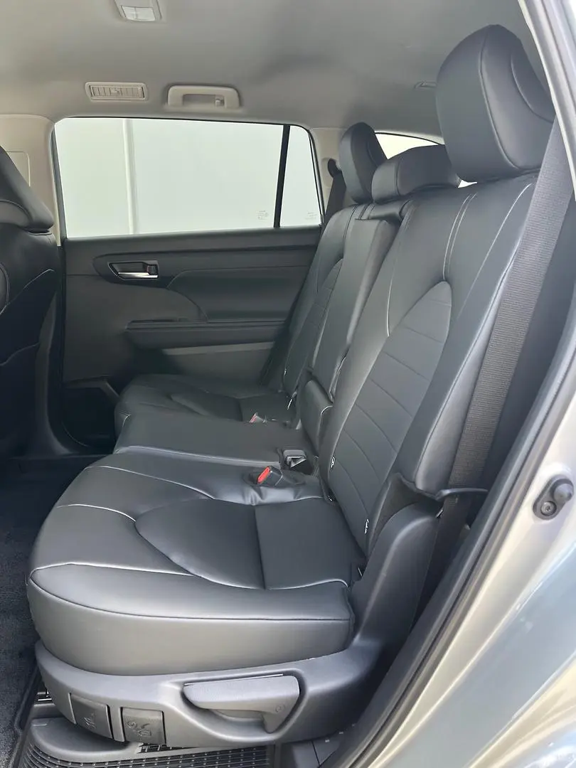 2025 Toyota Kluger Gallery Image 8