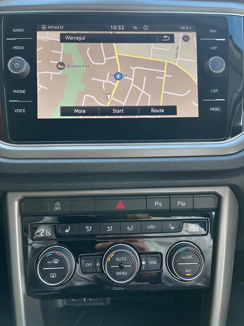 2022 Volkswagen T-Roc Gallery Image 18