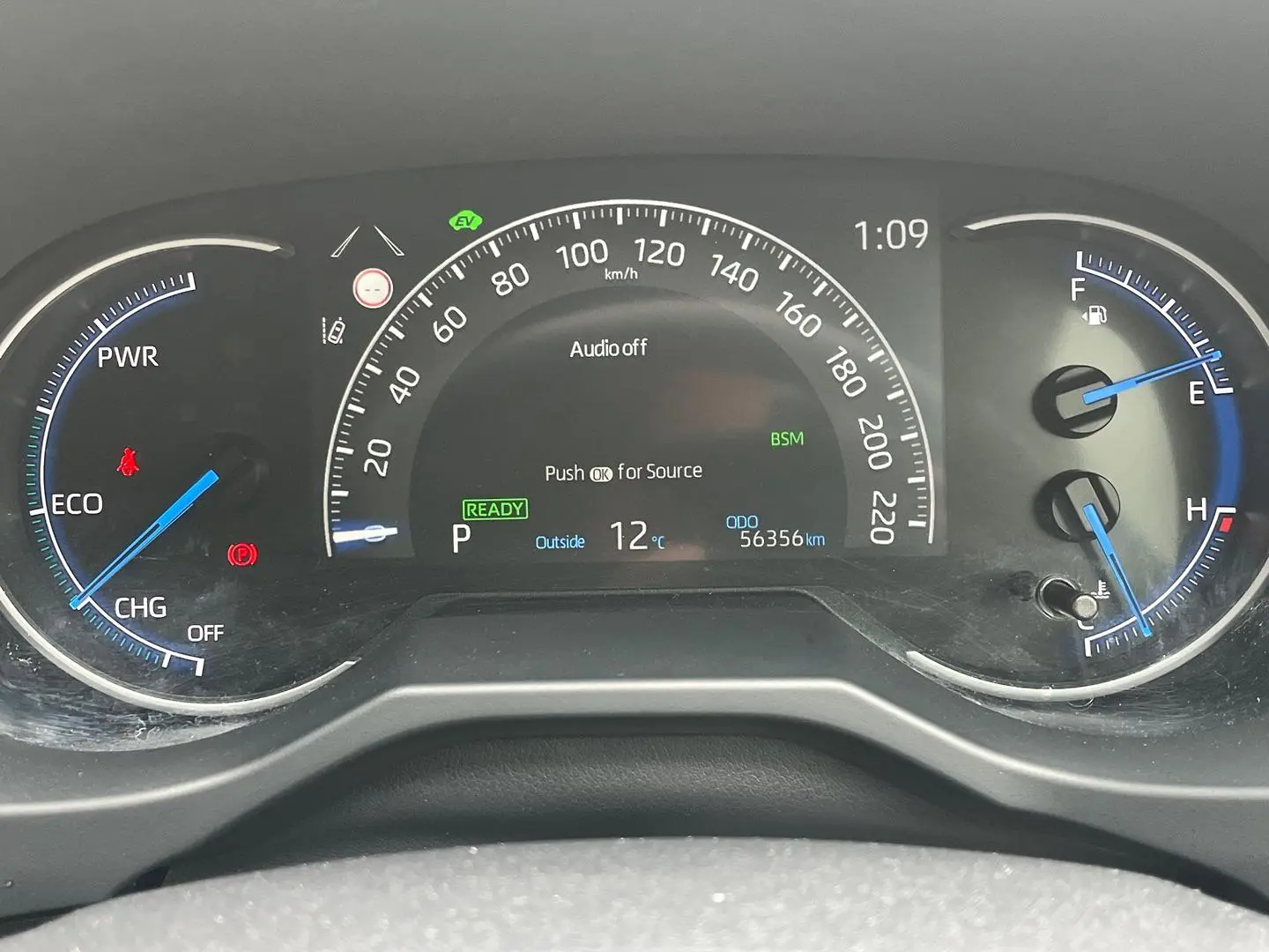 2023 Toyota RAV4 Gallery Image 24