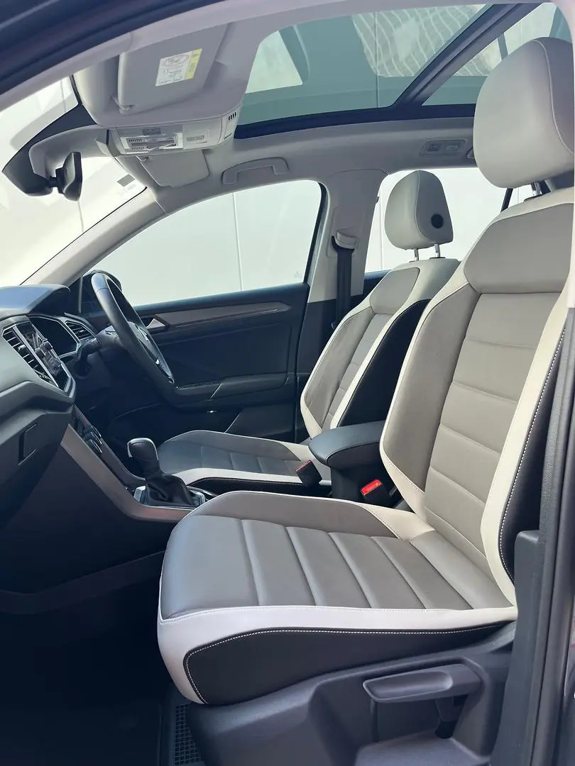 2022 Volkswagen T-Roc Gallery Image 6