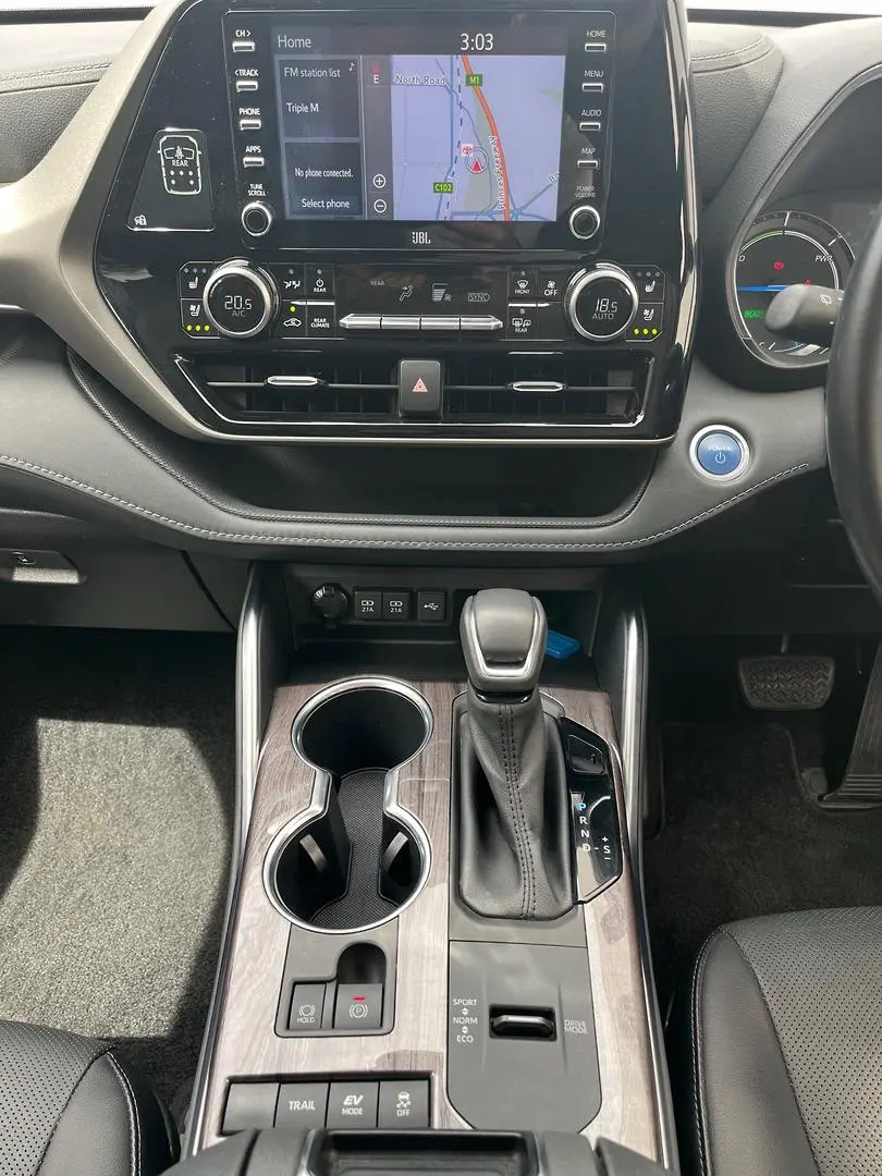 2021 Toyota Kluger Gallery Image 21