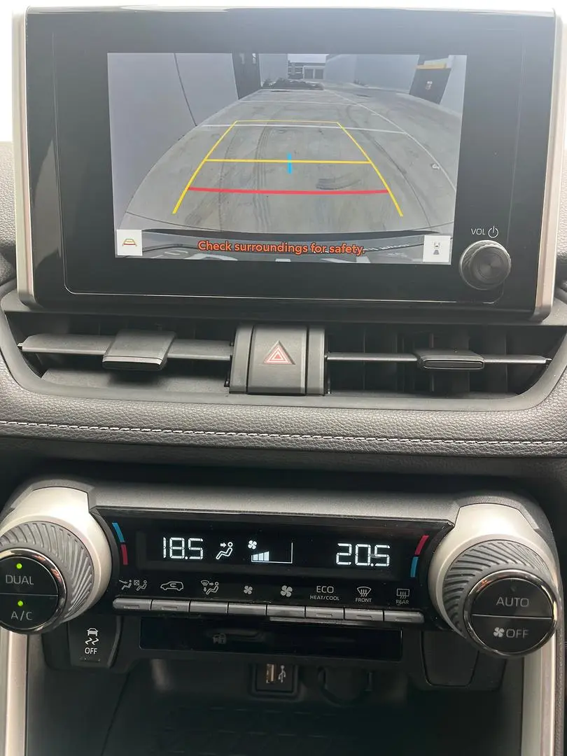 2023 Toyota RAV4 Gallery Image 21