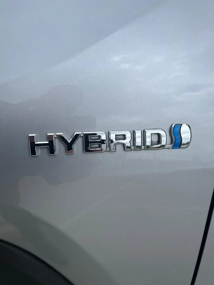 2023 Toyota RAV4 Gallery Image 6