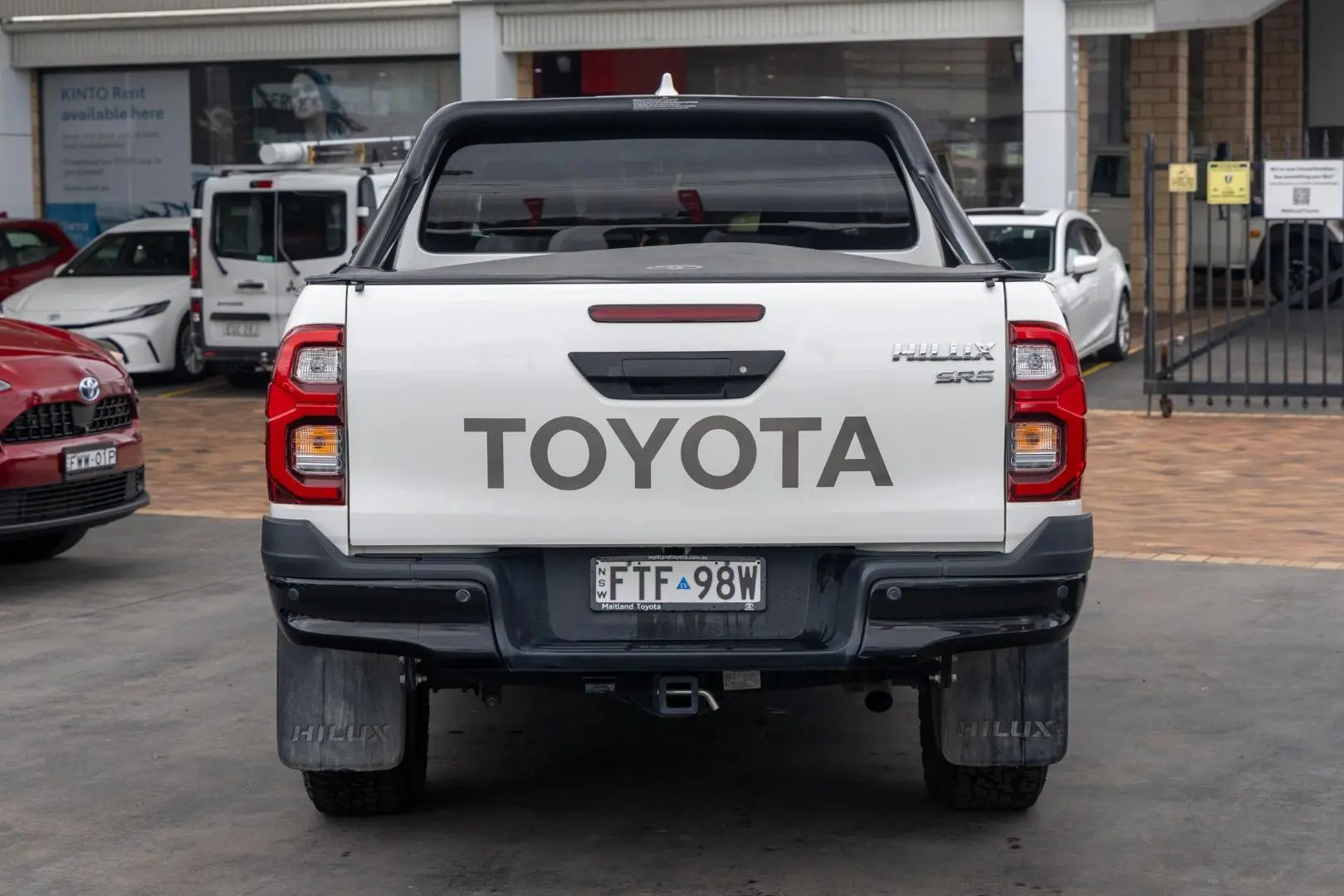 2024 Toyota Hilux Gallery Image 5