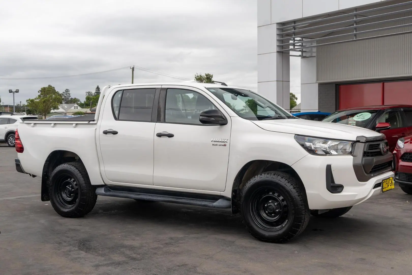2020 Toyota Hilux Gallery Image 3