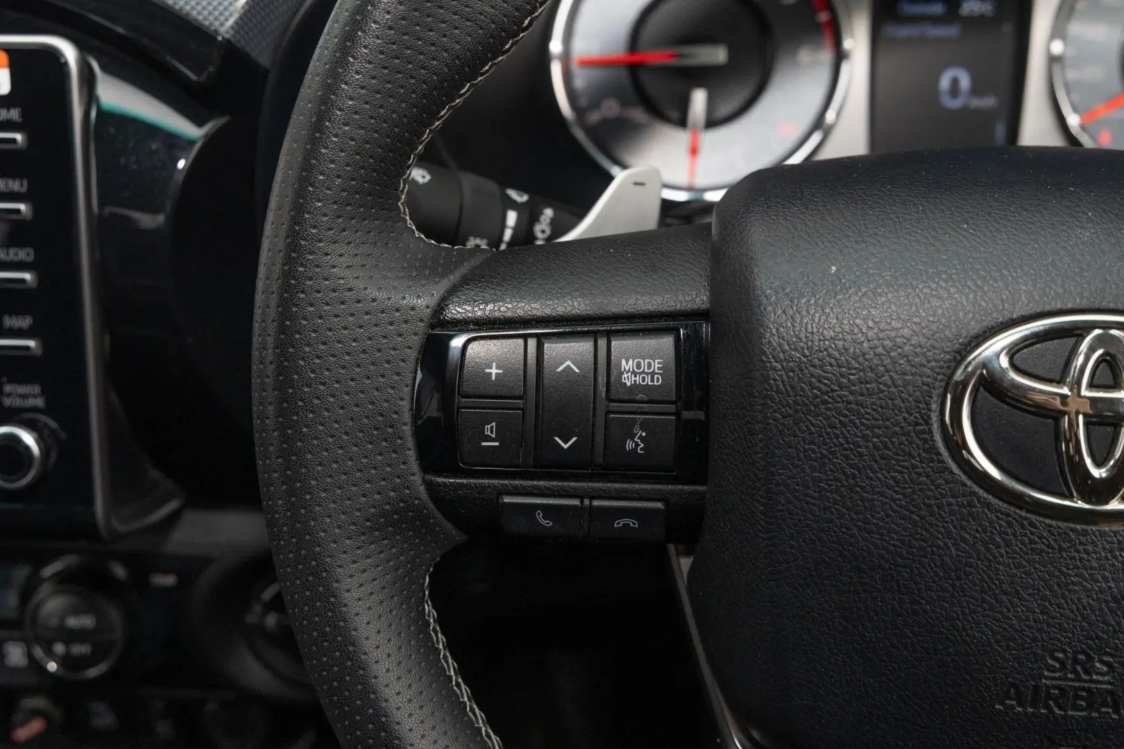 2024 Toyota Hilux Gallery Image 11