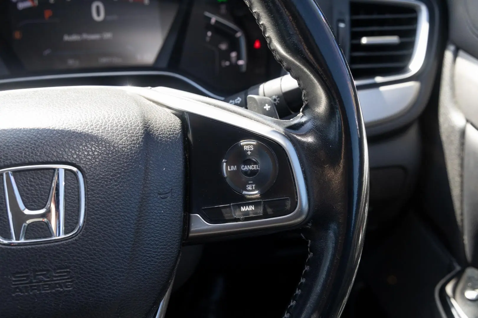 2018 Honda CR-V Gallery Image 12