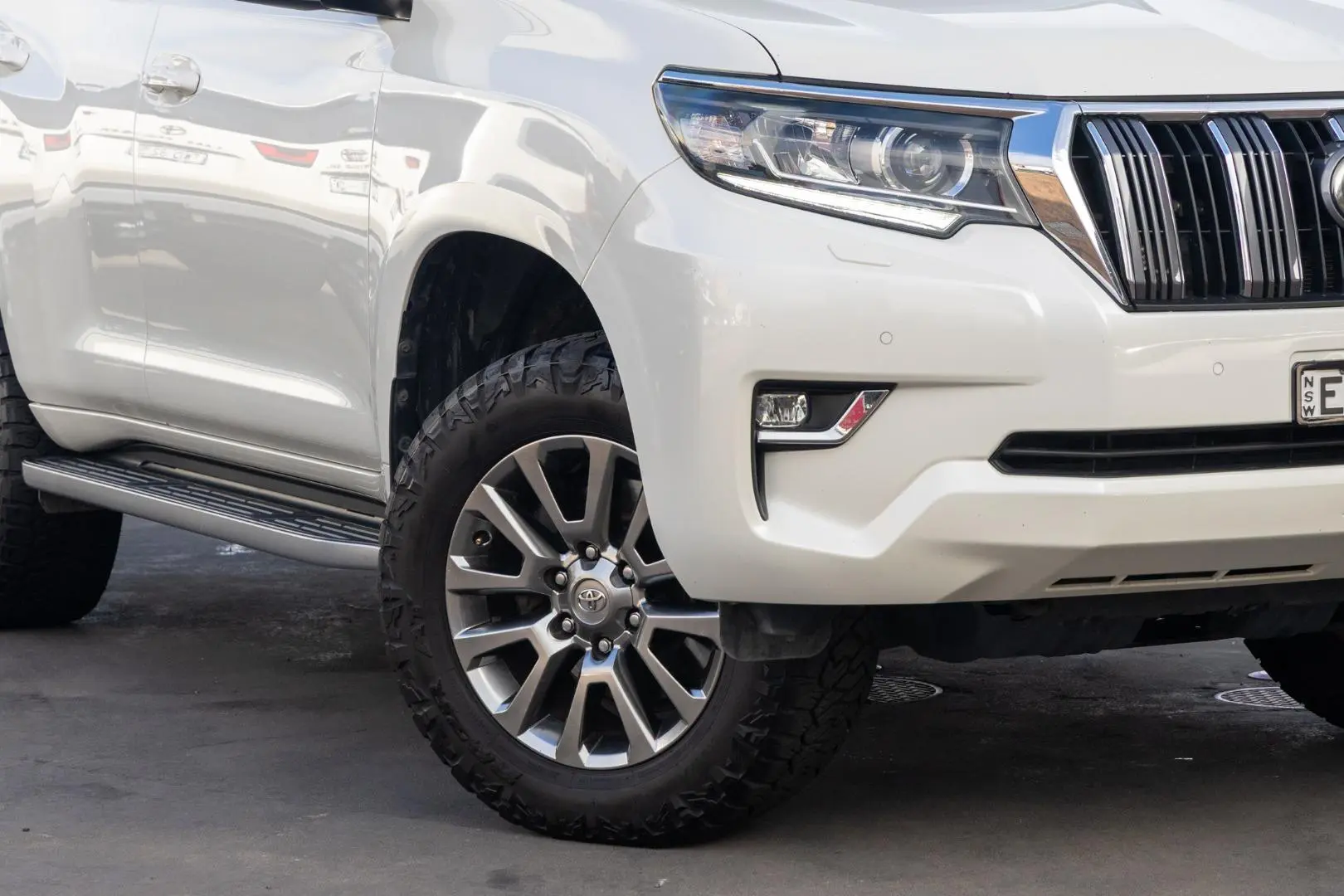 2019 Toyota Landcruiser Prado Gallery Image 6