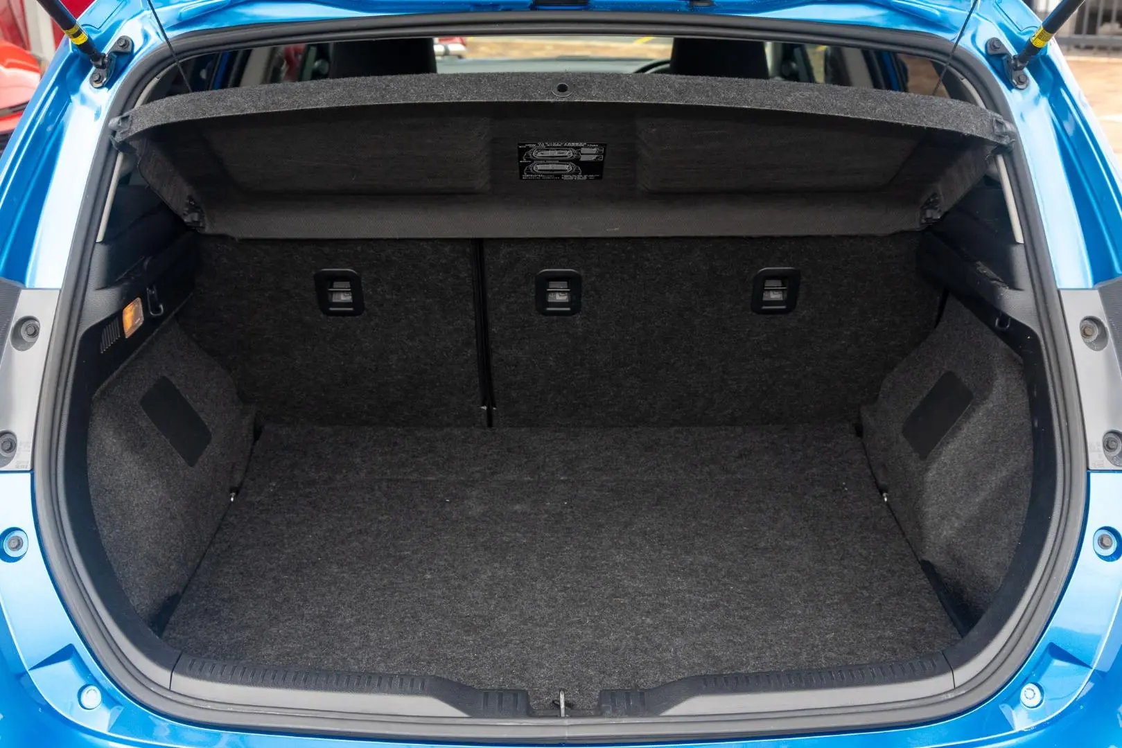 2016 Toyota Corolla Gallery Image 19