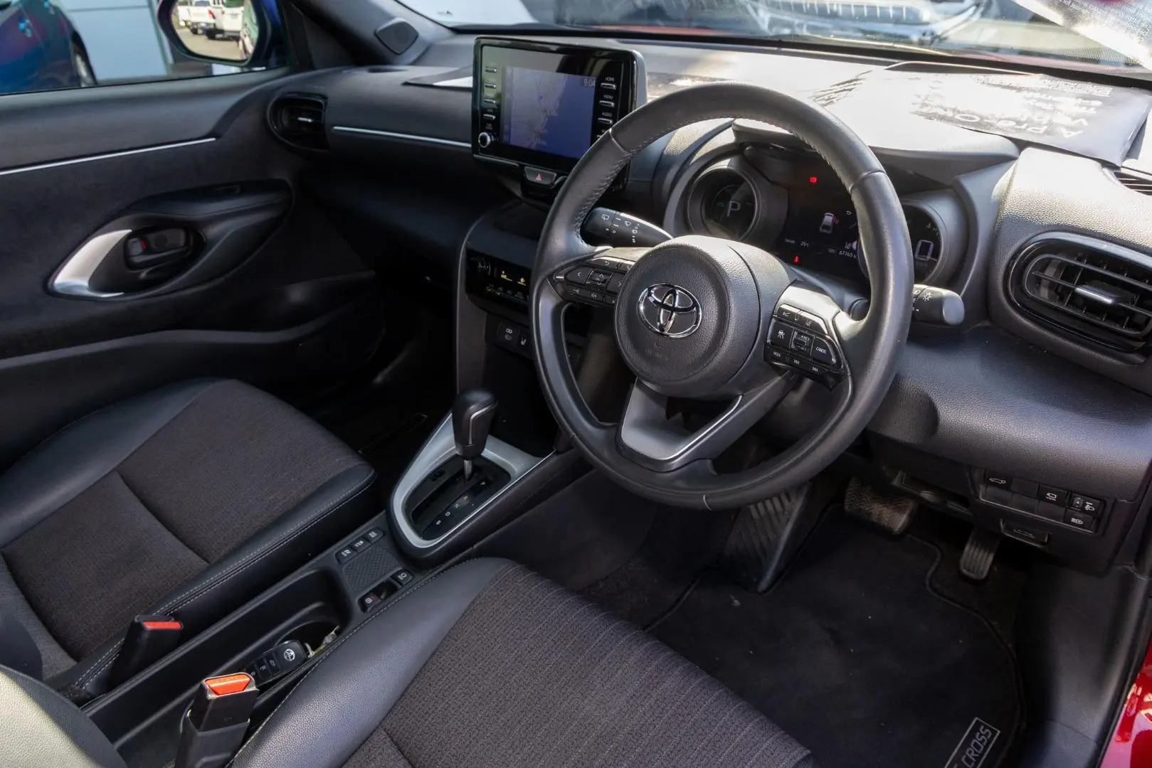 2022 Toyota Yaris Cross Gallery Image 7