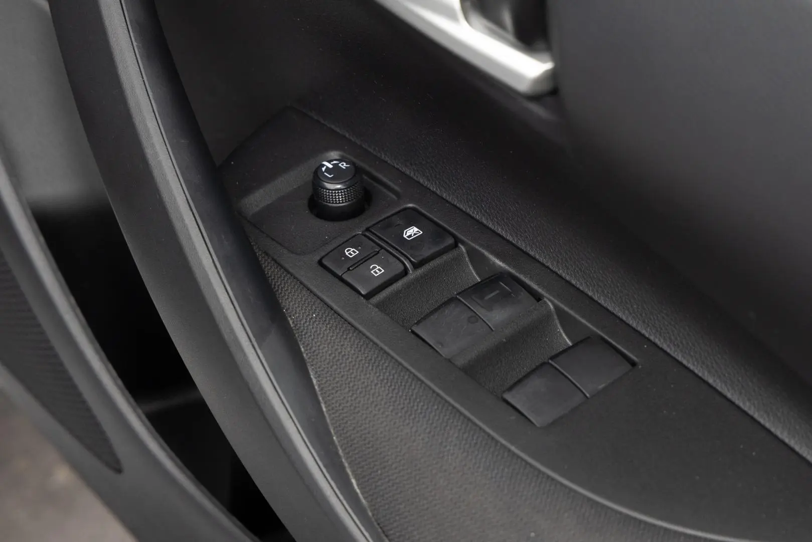 2022 Toyota Corolla Gallery Image 18