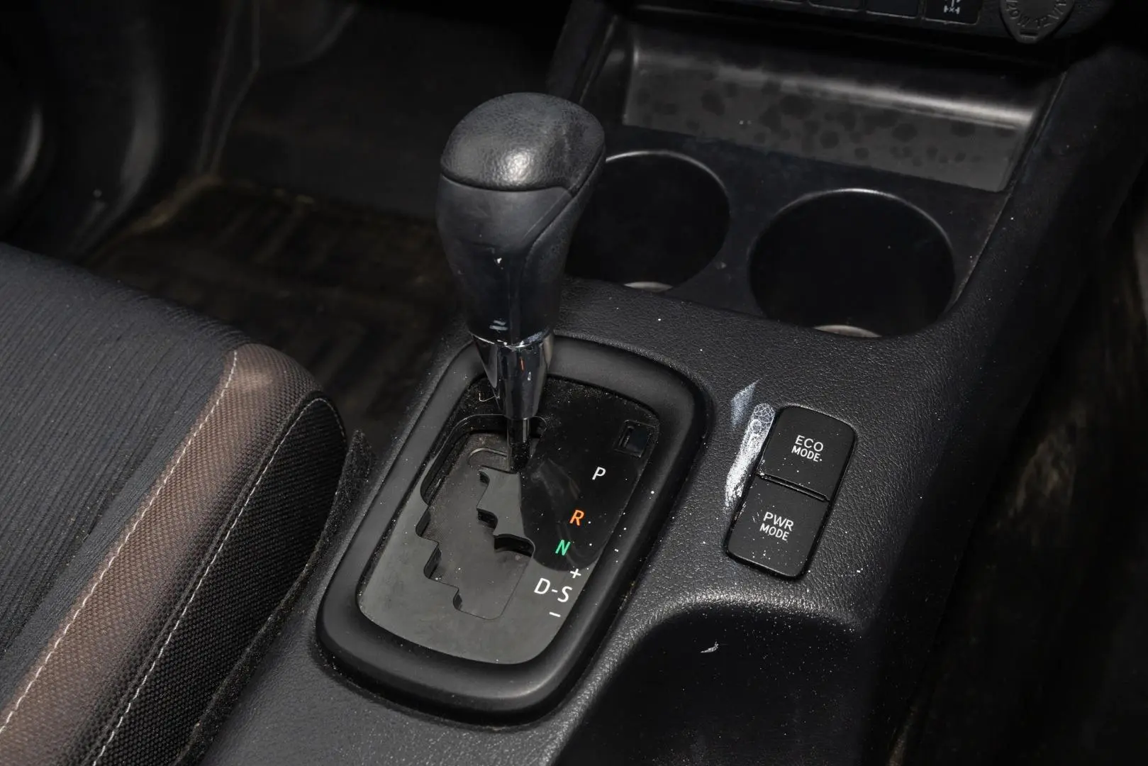 2020 Toyota Hilux Gallery Image 17