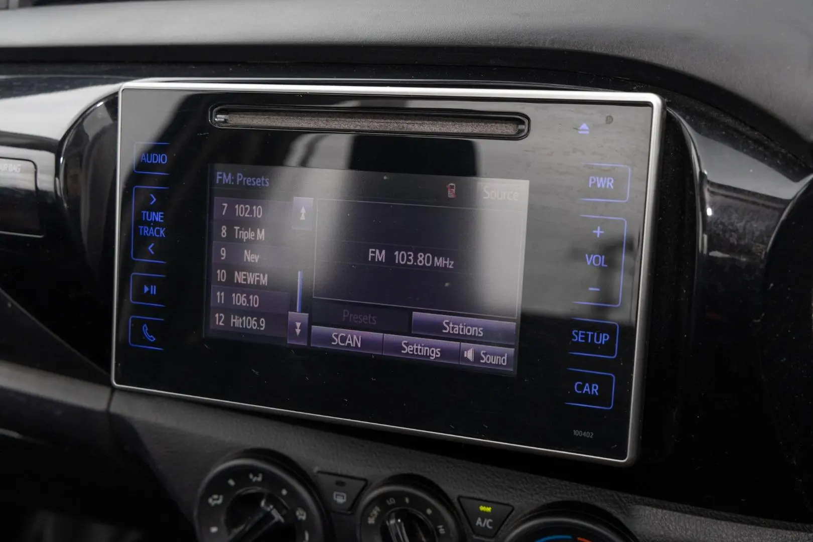 2020 Toyota Hilux Gallery Image 14