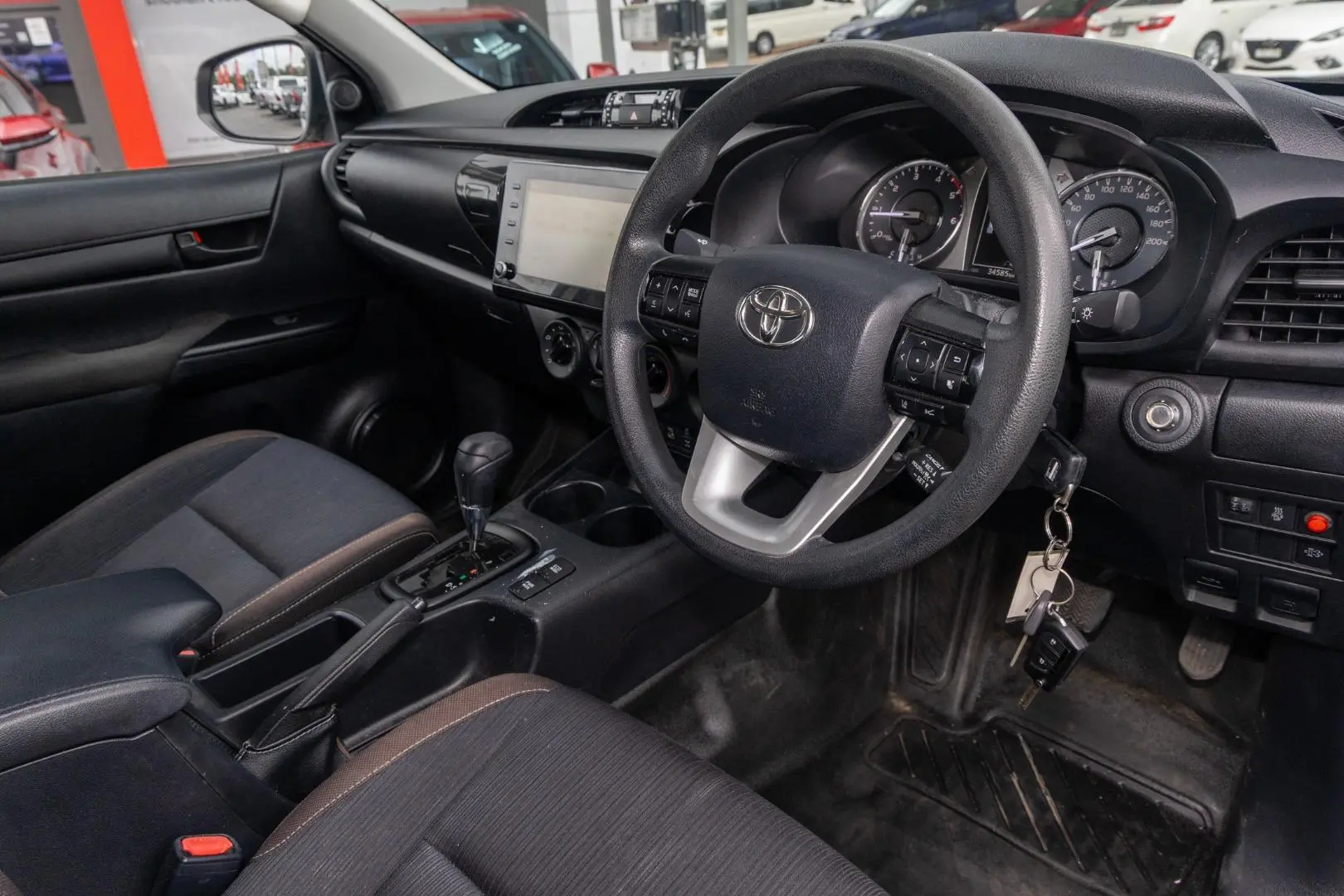 2020 Toyota Hilux Gallery Image 7