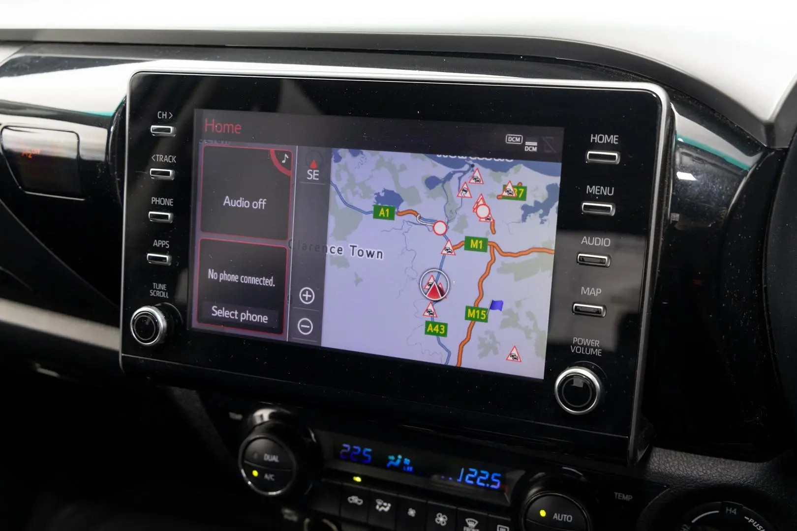 2024 Toyota Hilux Gallery Image 14