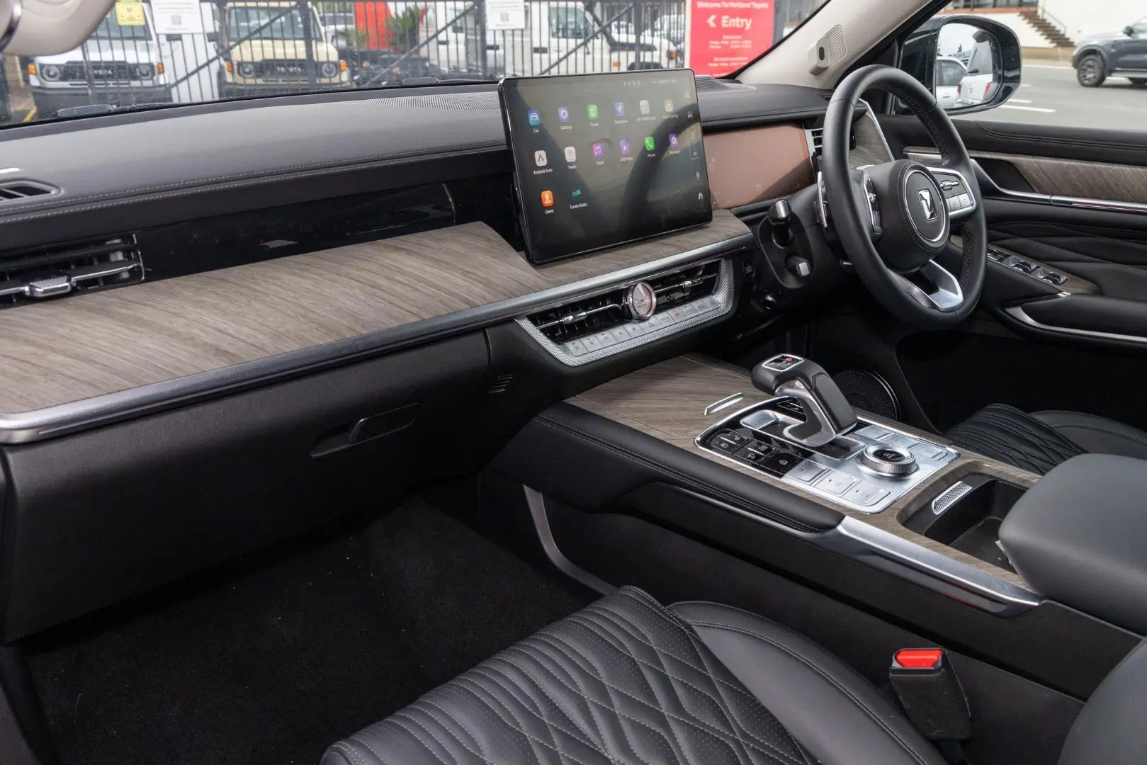 2024 GWM Tank 500 Gallery Image 8